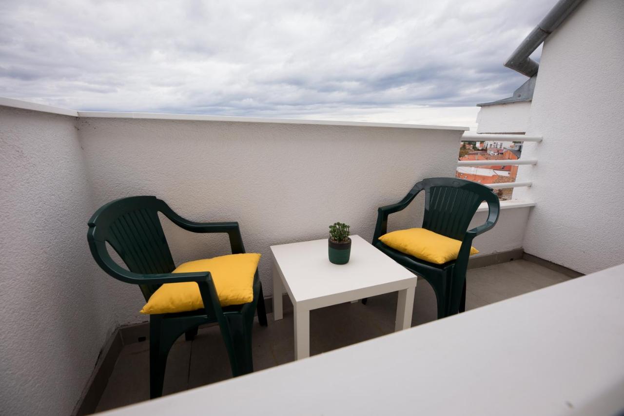 Apartman Ana Appartamento Ossero Esterno foto