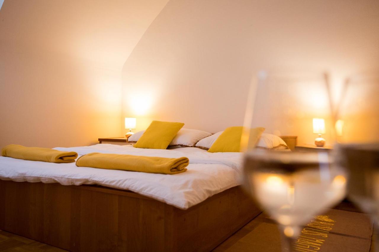 Apartman Ana Appartamento Ossero Esterno foto