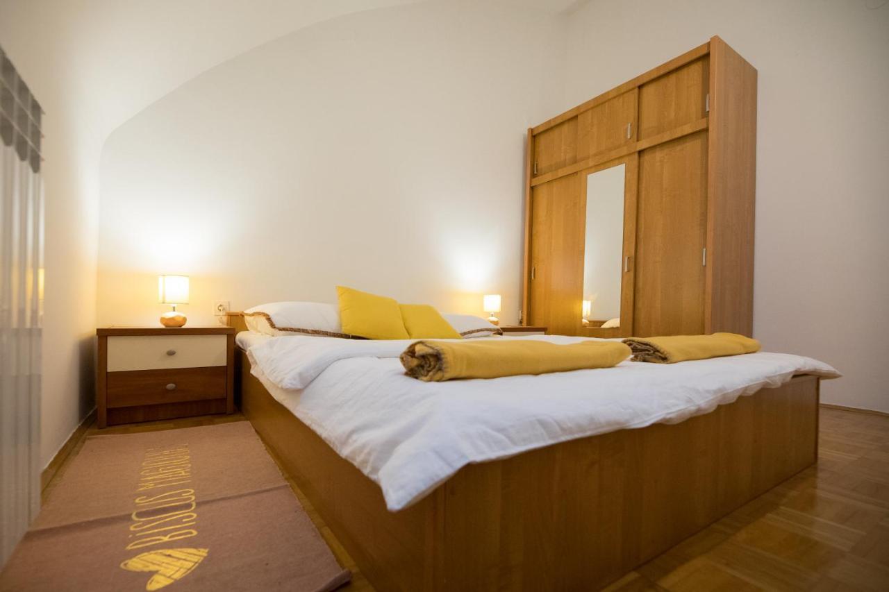Apartman Ana Appartamento Ossero Esterno foto