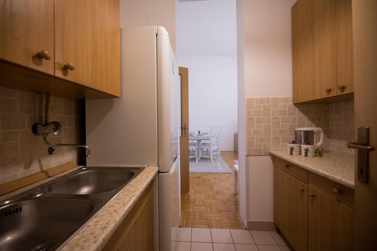 Apartman Ana Appartamento Ossero Esterno foto